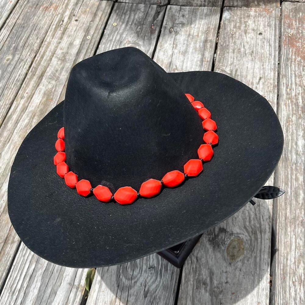 Black red cowboy hat